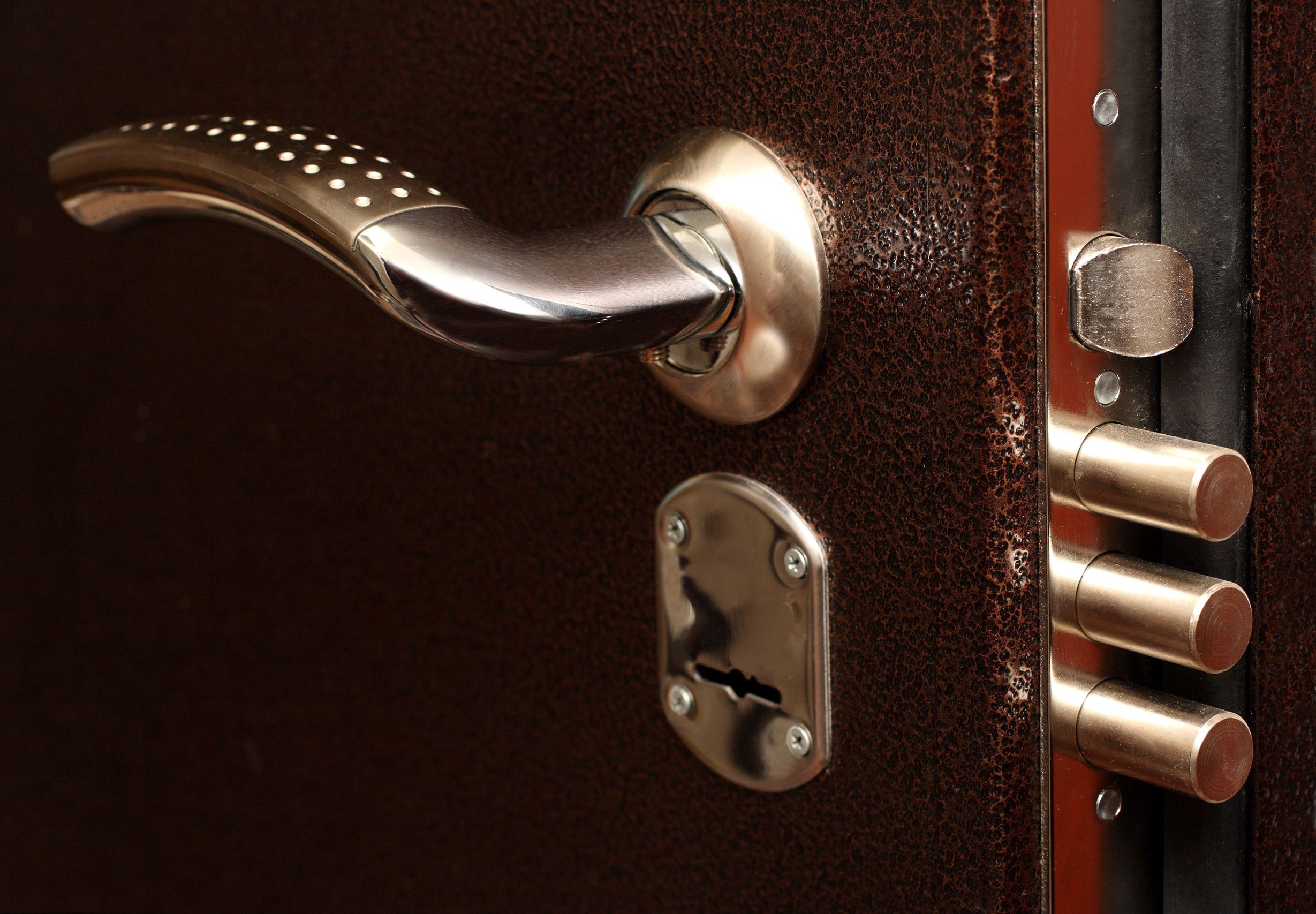 COMMERCIAL LOCKSMITH IN ST LOUIS MO PROVIDE ADVANCED LOCK SOLUTIONS