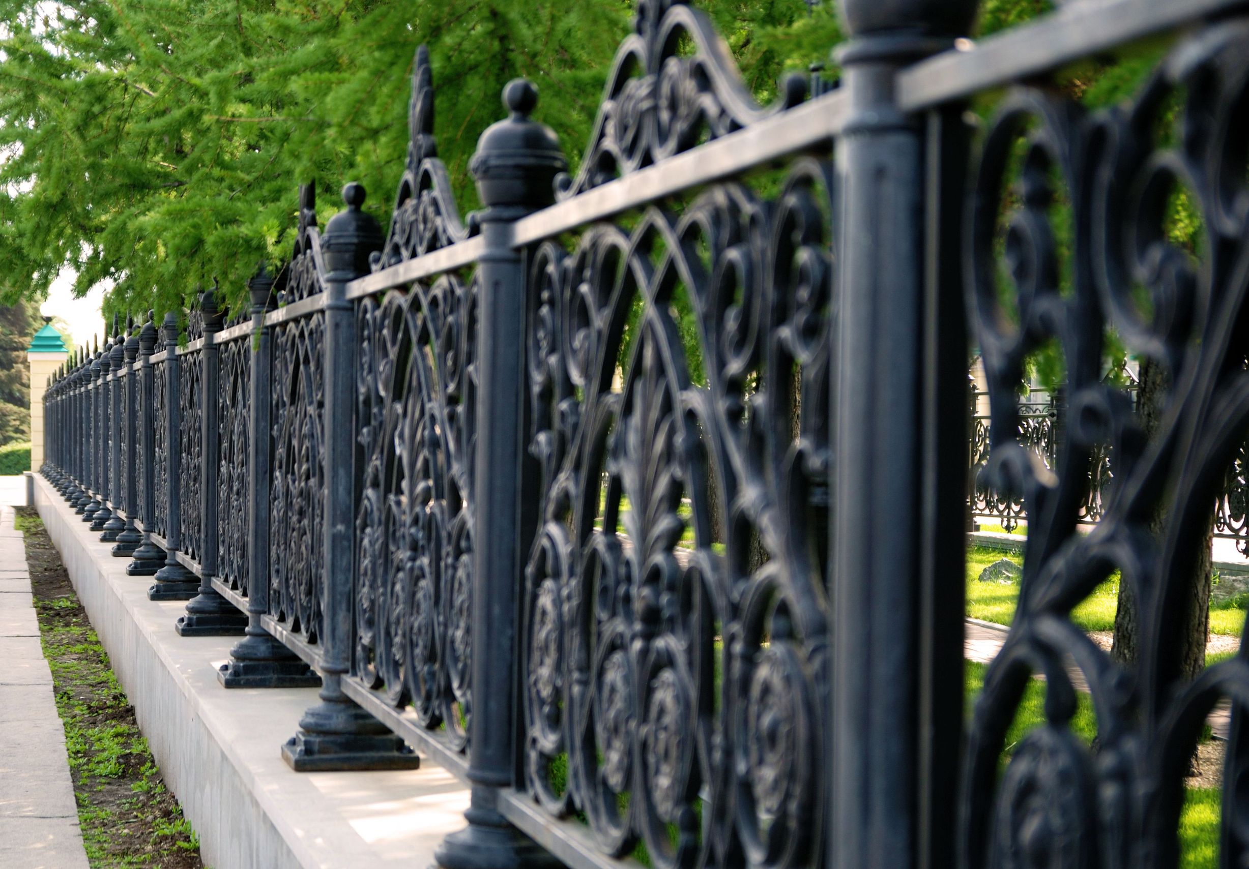 A Good Custom Fence in Calgary Provides You with a Very Unique Fence