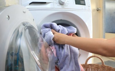 Experience Clean Clothes Fast with Self-Service Laundry Trusted by Mandarin Locals